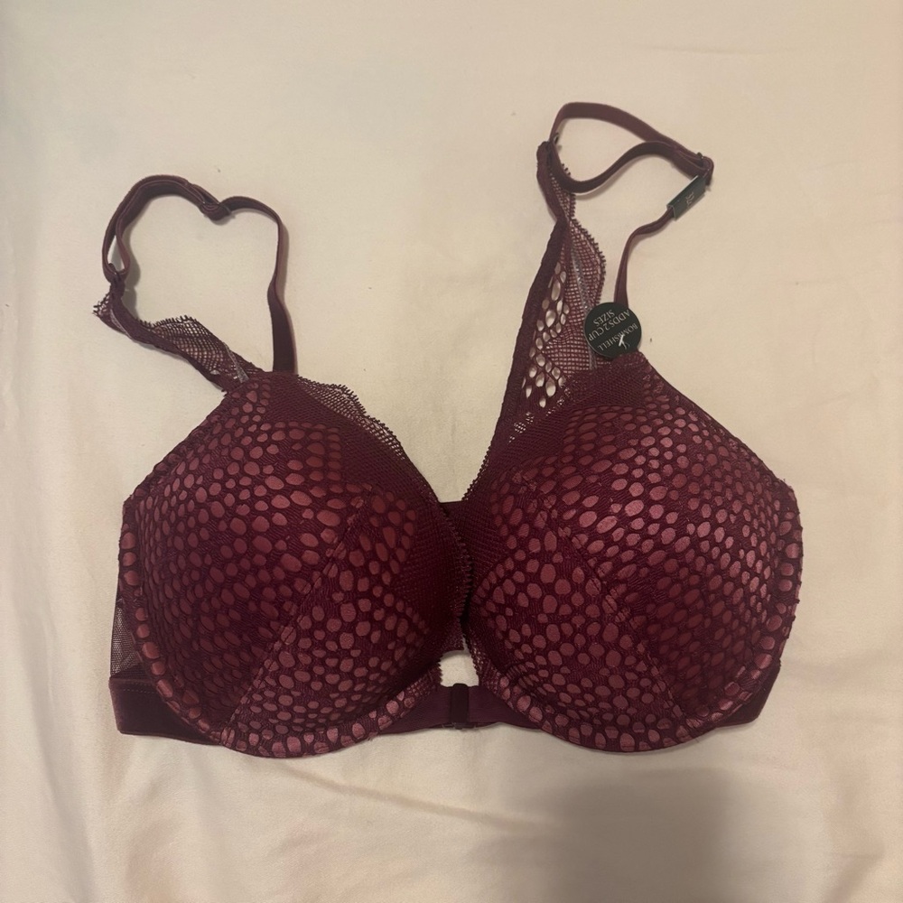NWT Victoria's Secret Bombshell Bra